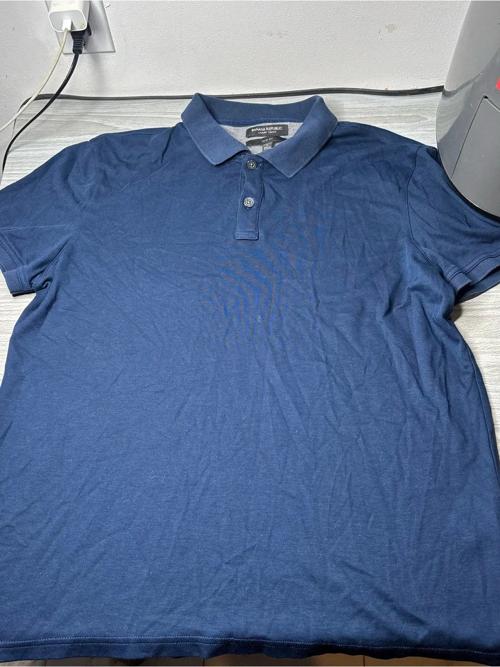 Banana Republic Men's Navy Polo Shirti size L